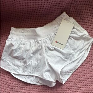 Lululemon Hotty Hot LR Shorts 2.5” White